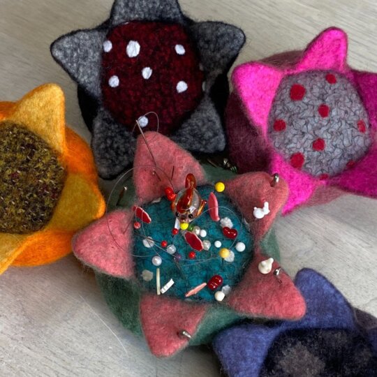   Workshop #1: Pomegranate Pin(cushion)